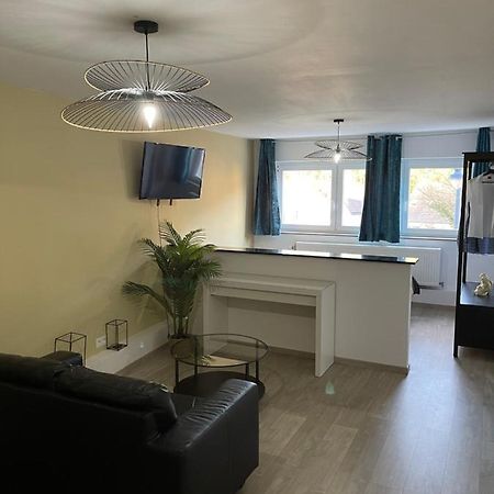 Grand Studio A 5 Minutes Du Centre Namur  Exterior foto