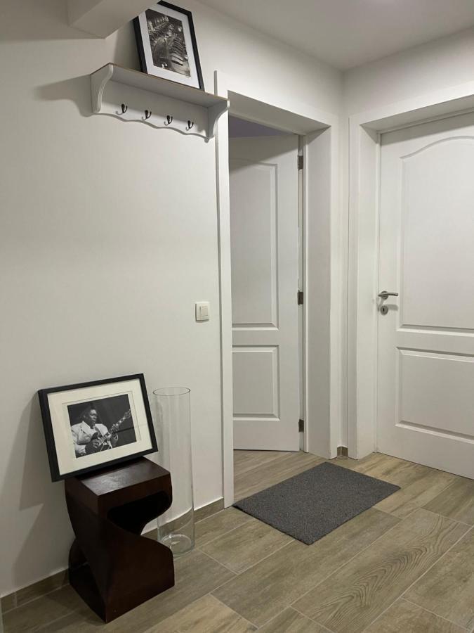 Grand Studio A 5 Minutes Du Centre Namur  Exterior foto