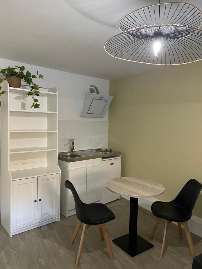 Grand Studio A 5 Minutes Du Centre Namur  Exterior foto